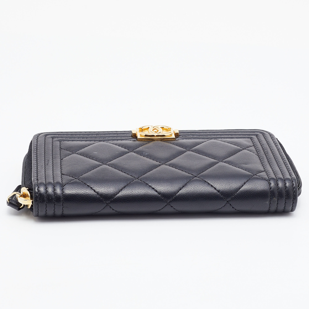 CHANEL Black Quilted Leather Boy Zip Around Wallet - Picture 6 of 8